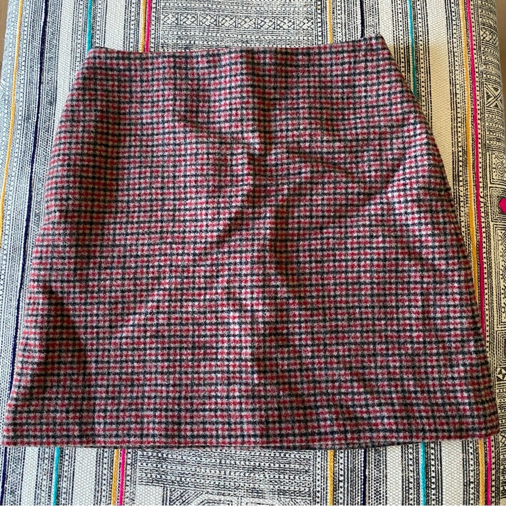 Uniqlo wool-blend mini skirt with pockets